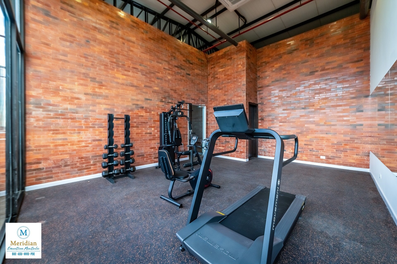 ¡Zona Shopping del Sol! ¡Nuevo! ¡High Speed WiFi! 18 Meridian Executive Rentals