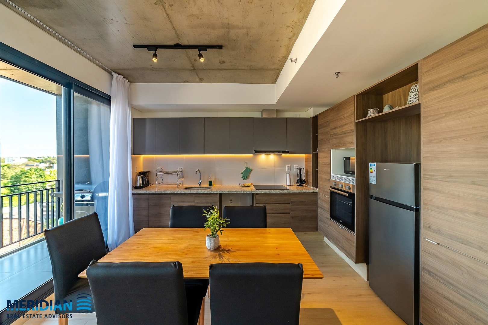 Dpto a estrenar a pasos del Shopping del Sol! 9 Meridian Executive Rentals