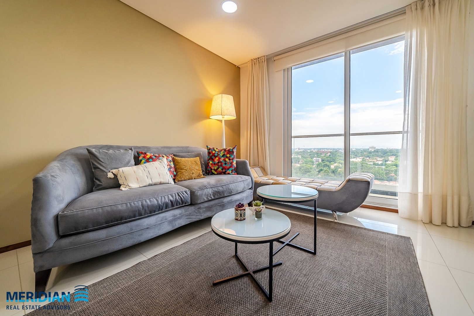 Lujoso departamento a estrenar, zona Shopping! 10 Meridian Executive Rentals