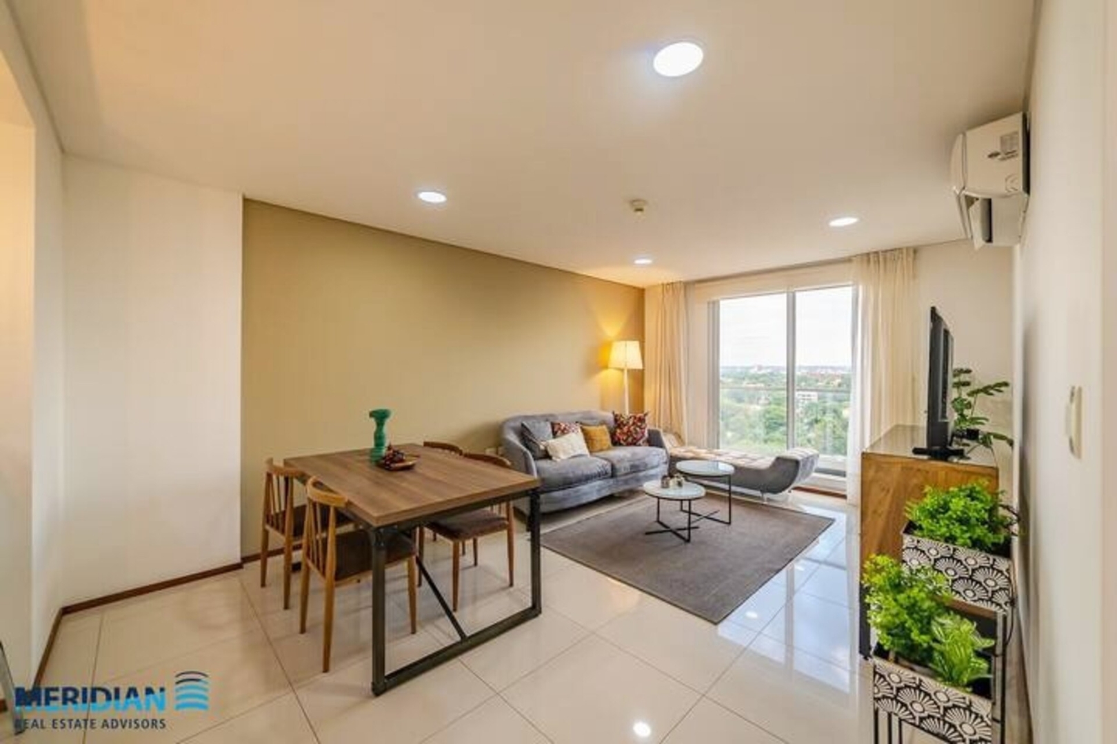 Lujoso departamento a estrenar, zona Shopping! 4 Meridian Executive Rentals