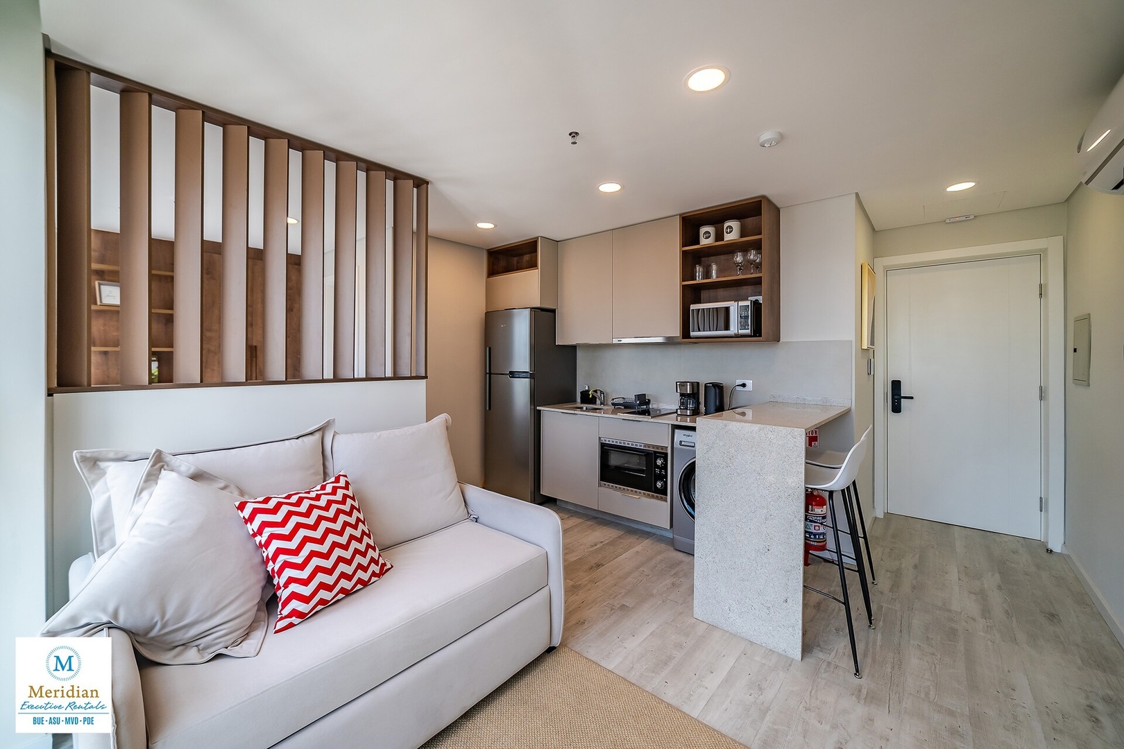 ¡Increíbles vistas panorámicas! Zona Shoppings. 5* 5 Meridian Executive Rentals