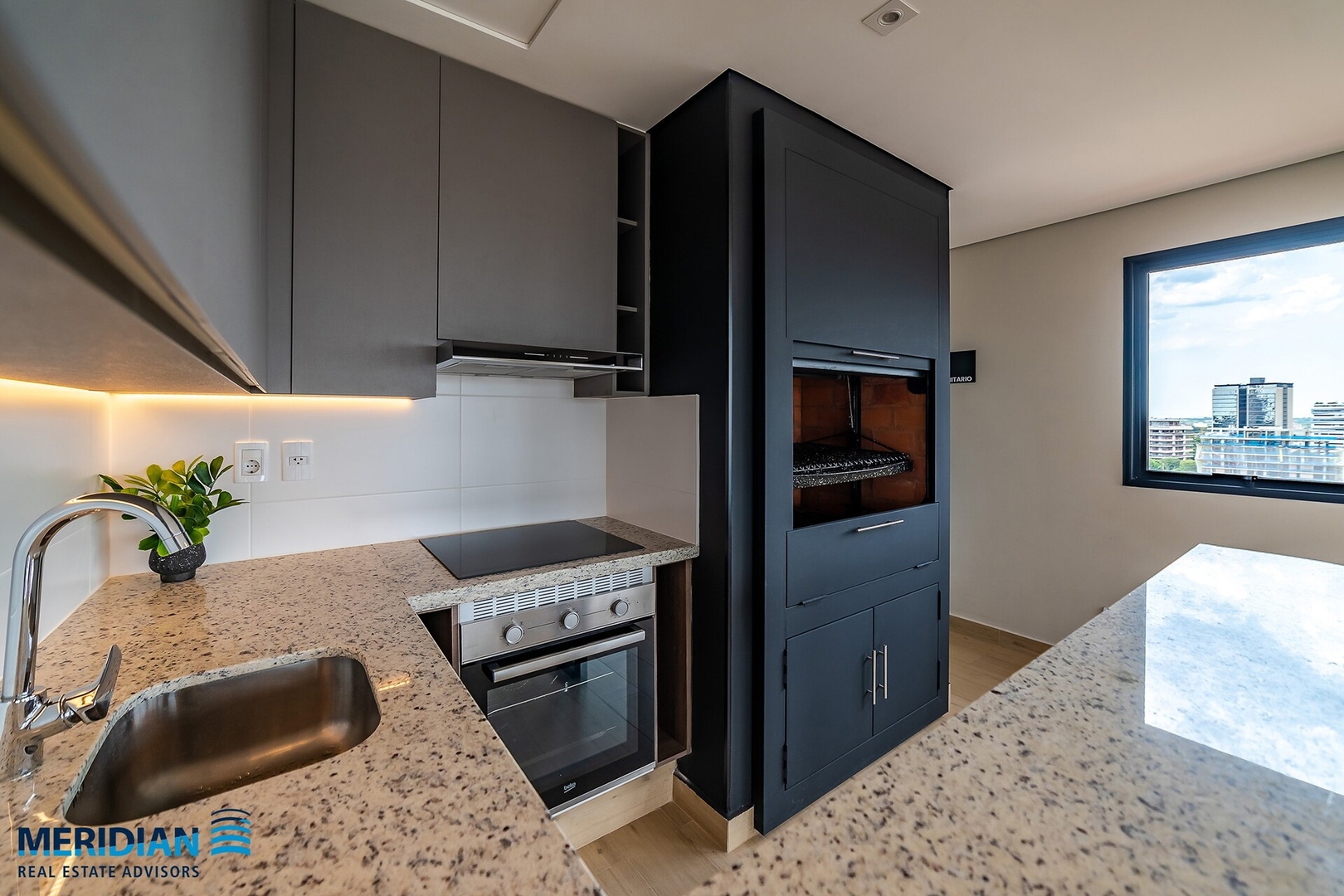 Dpto a estrenar a pasos del Shopping del Sol! 23 Meridian Executive Rentals