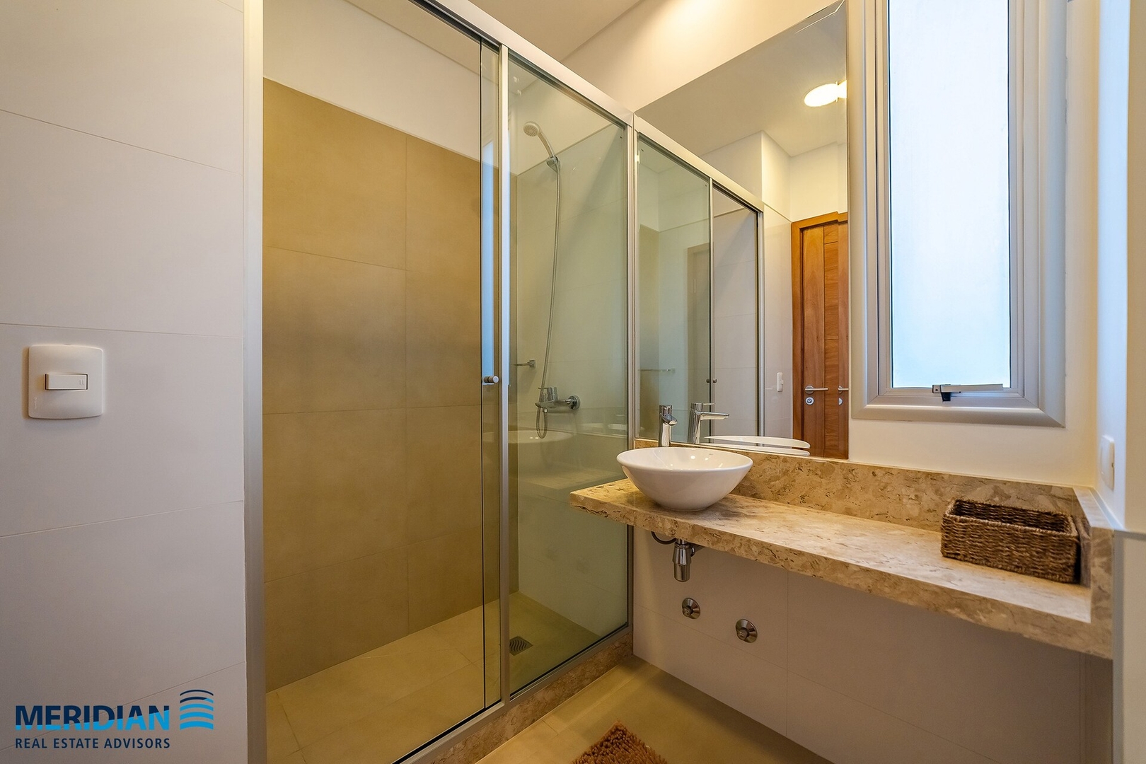  16 Meridian Executive Rentals