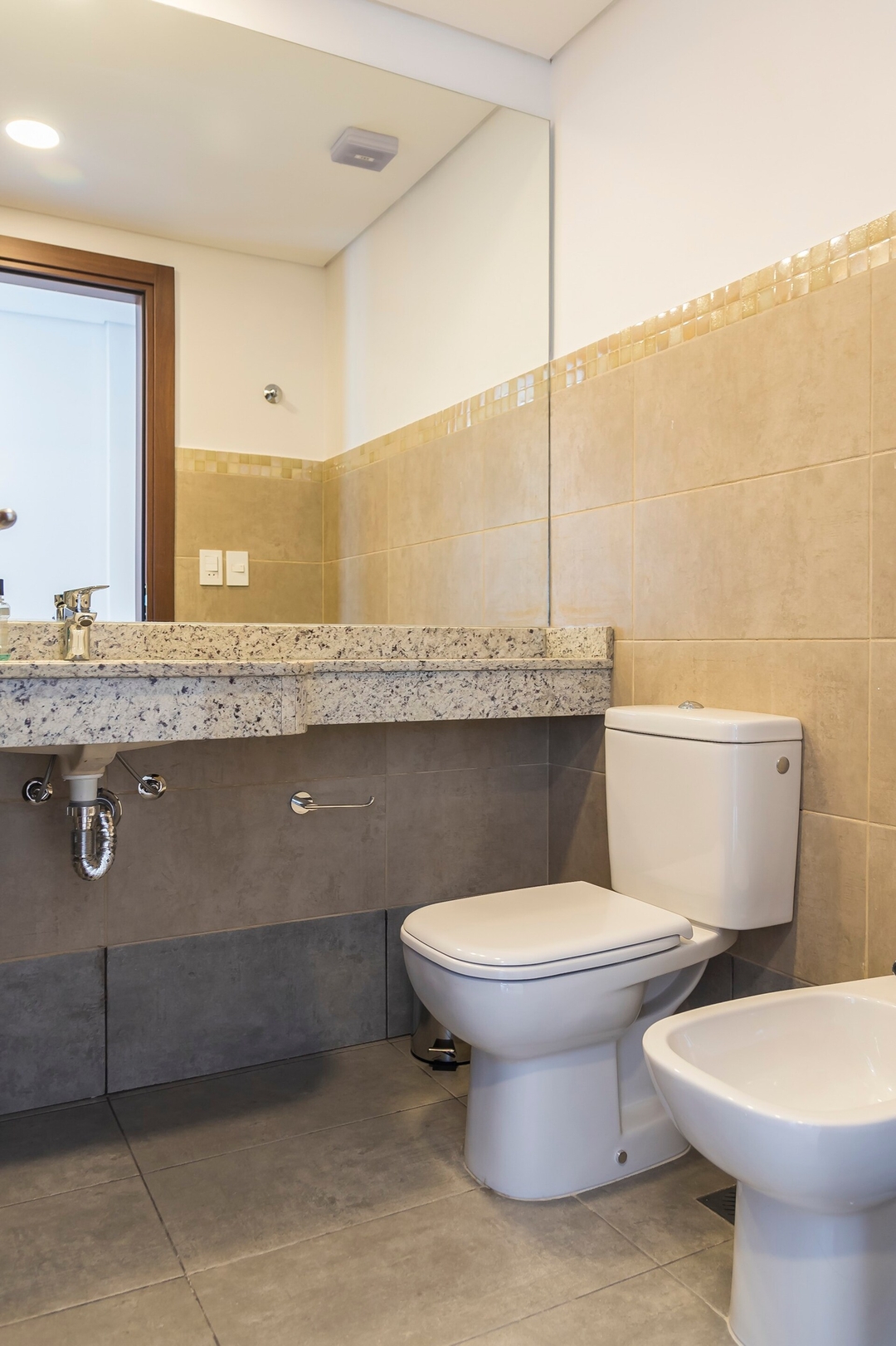  13 Meridian Executive Rentals