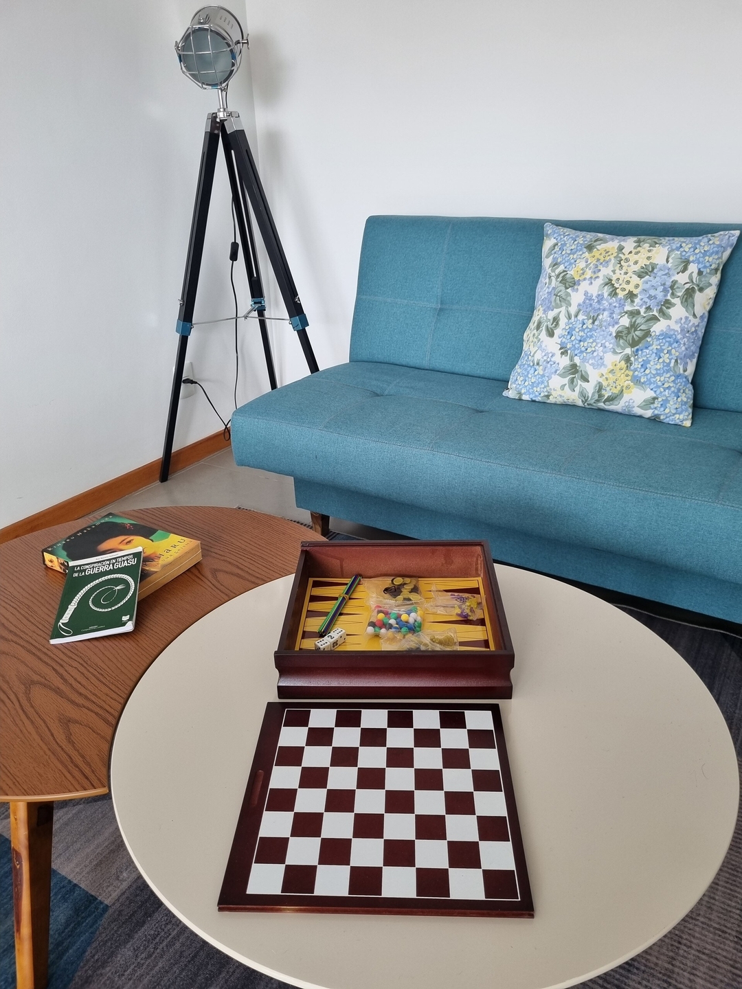 ¡A pasos del Paseo Galería y del Shopping Del Sol! 21 Meridian Executive Rentals