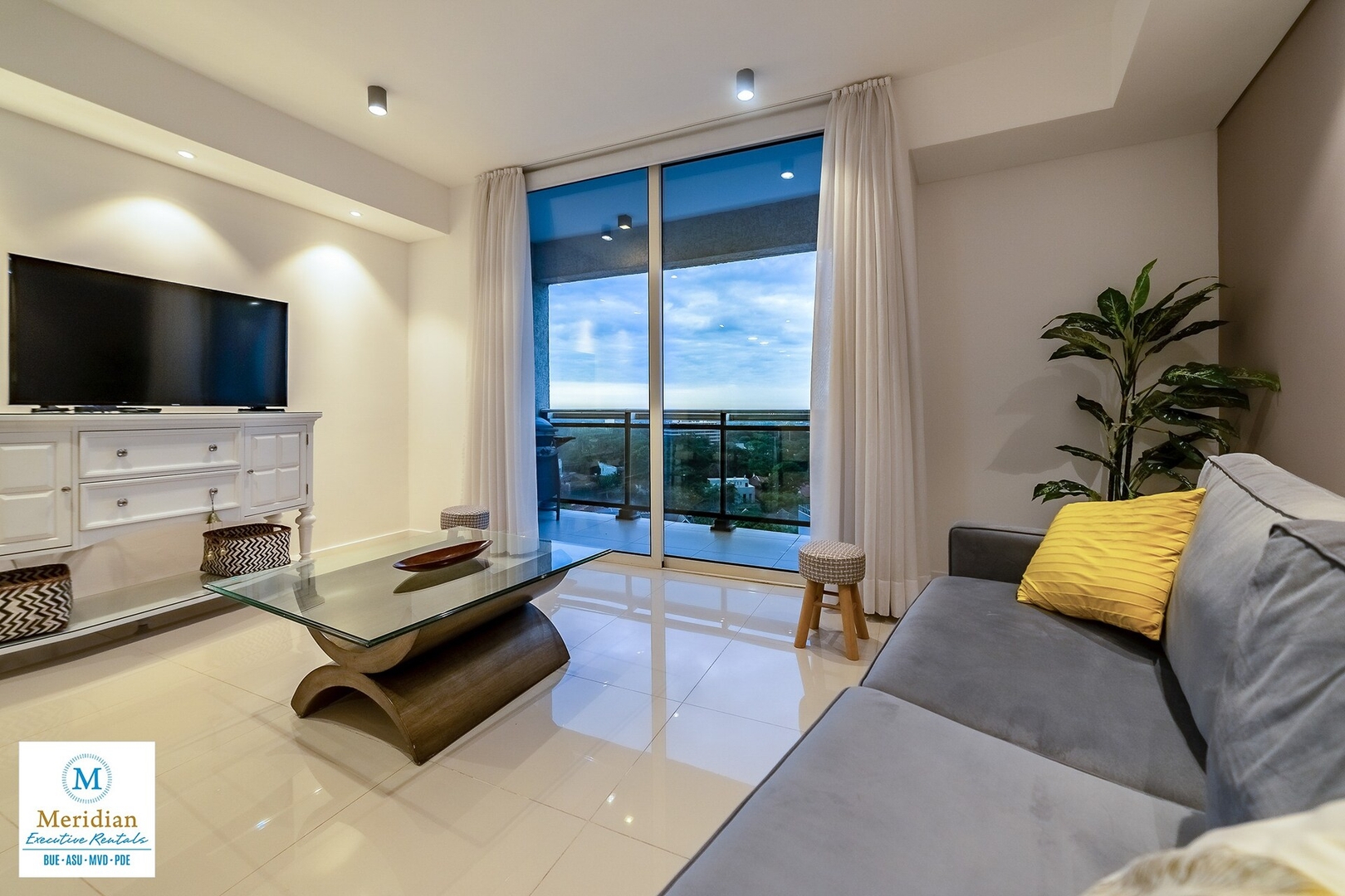  4 Meridian Executive Rentals