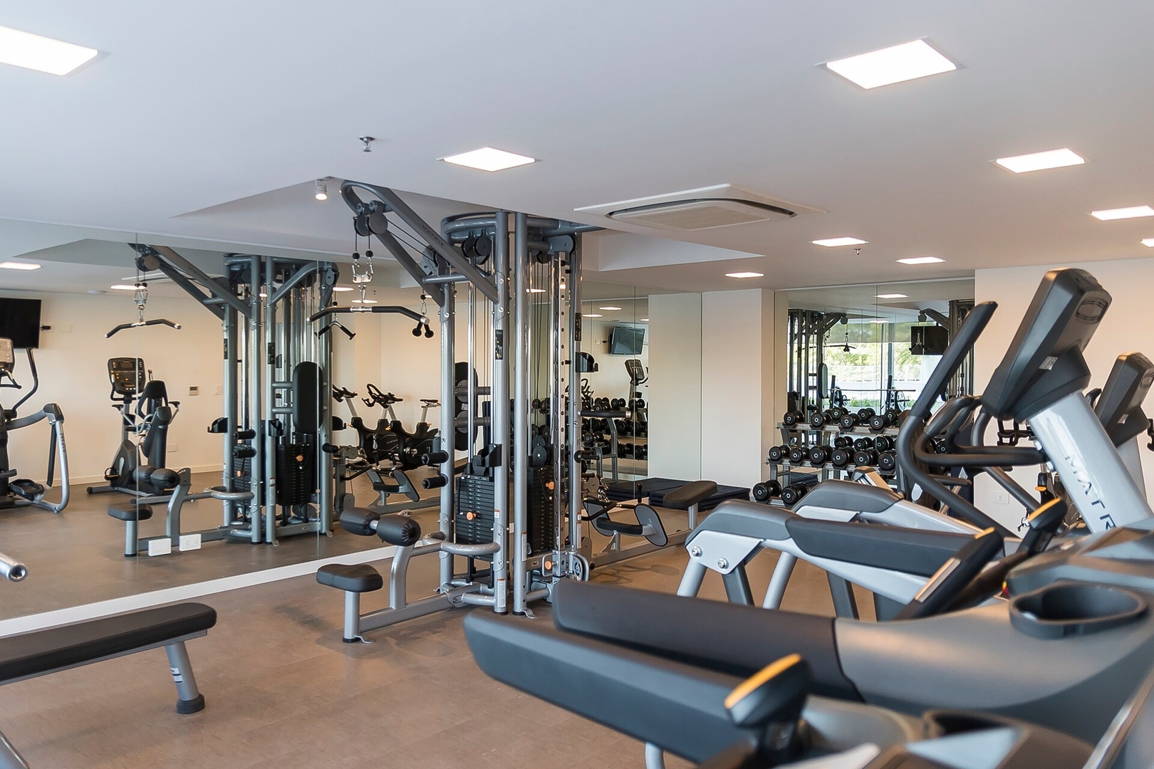  16 Meridian Executive Rentals