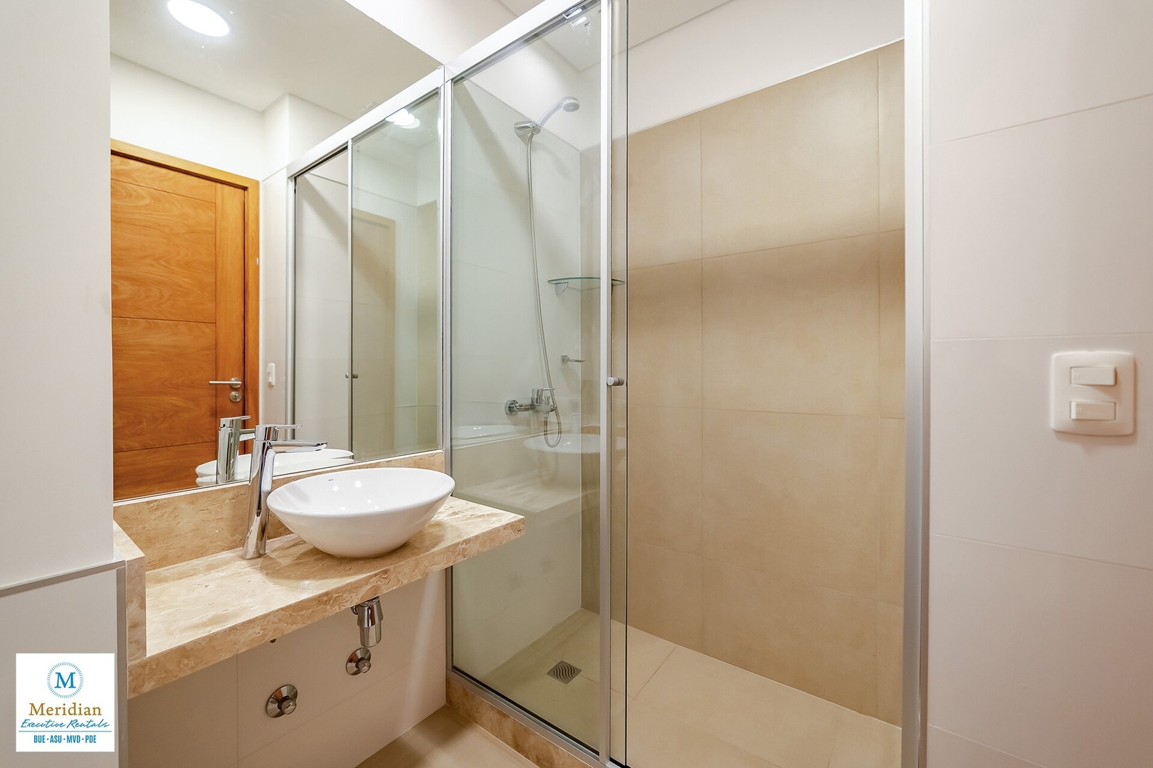  17 Meridian Executive Rentals