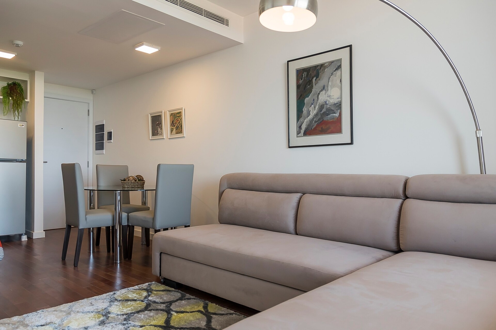  3 Meridian Executive Rentals
