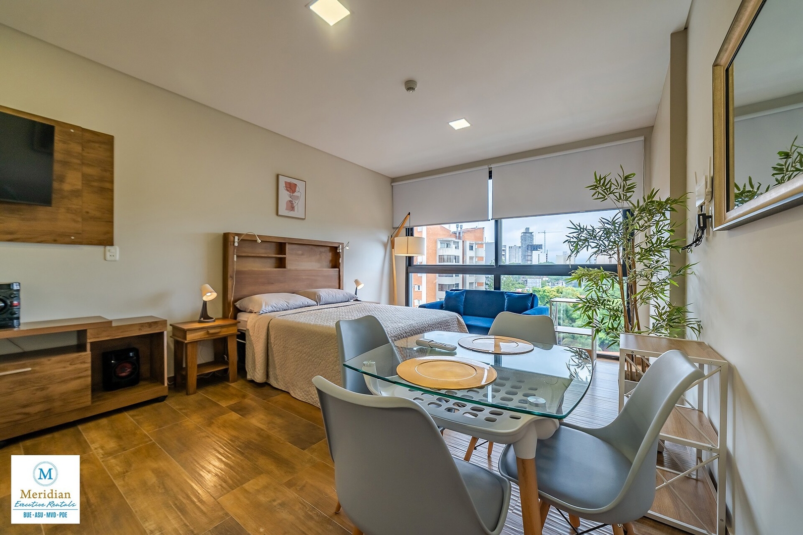 ¡A estrenar y en zona top! ¡Servicios 5*! 3 Meridian Executive Rentals