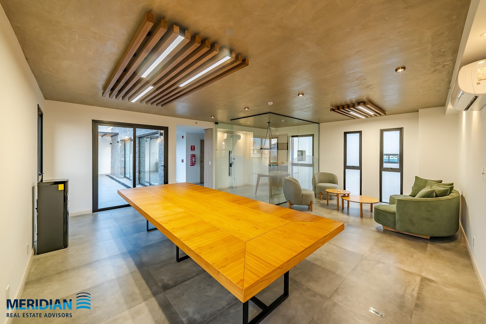  43 Meridian Executive Rentals