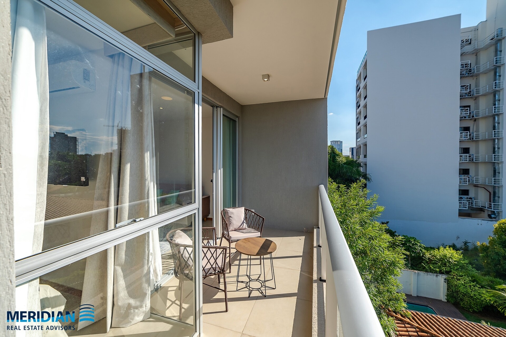  12 Meridian Executive Rentals