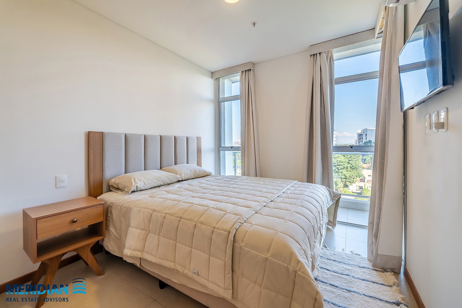 Edificio boutique. A pasos del Shopping del Sol! 1 Meridian Executive Rentals