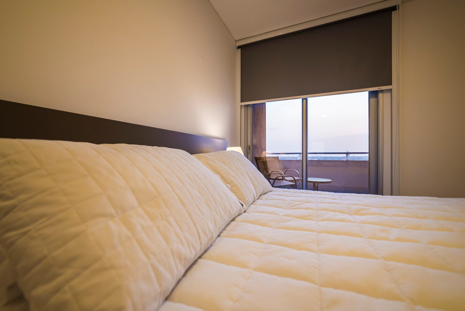 1 Bedroom Luxury Apartment close to everything! 3 Meridian Executive Rentals