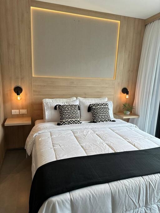  13 Meridian Executive Rentals