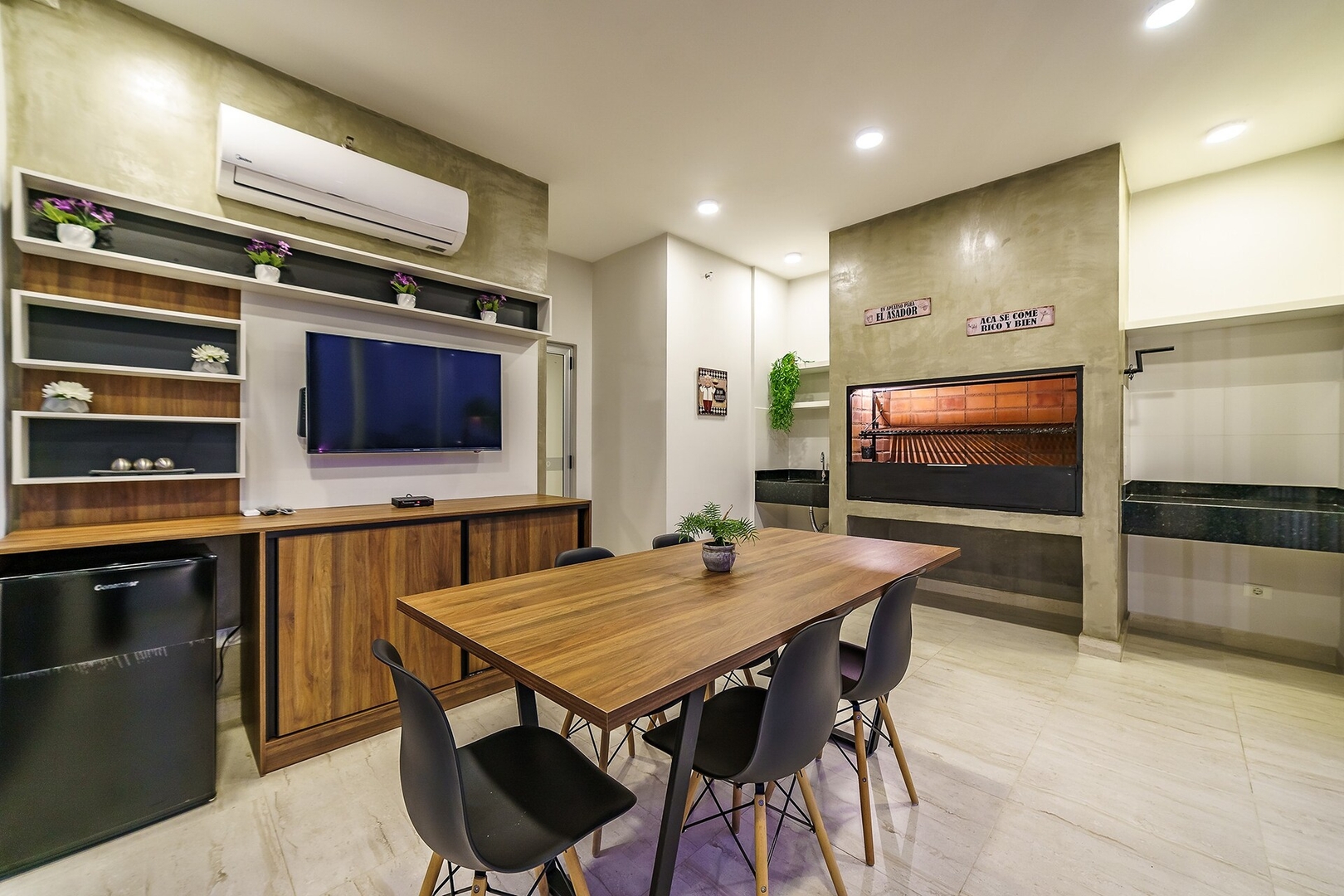  13 Meridian Executive Rentals