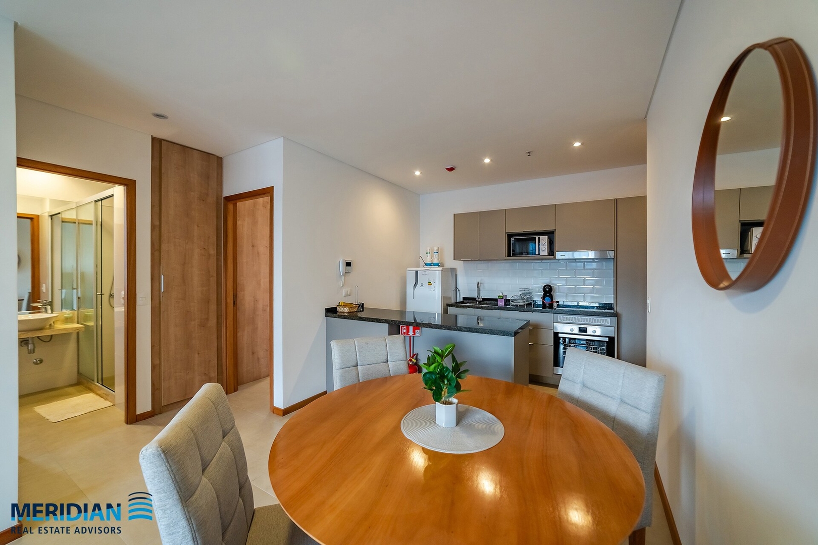  19 Meridian Executive Rentals