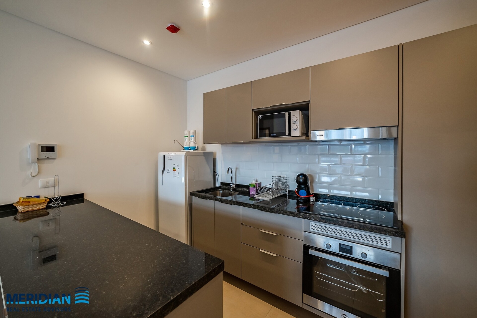  15 Meridian Executive Rentals