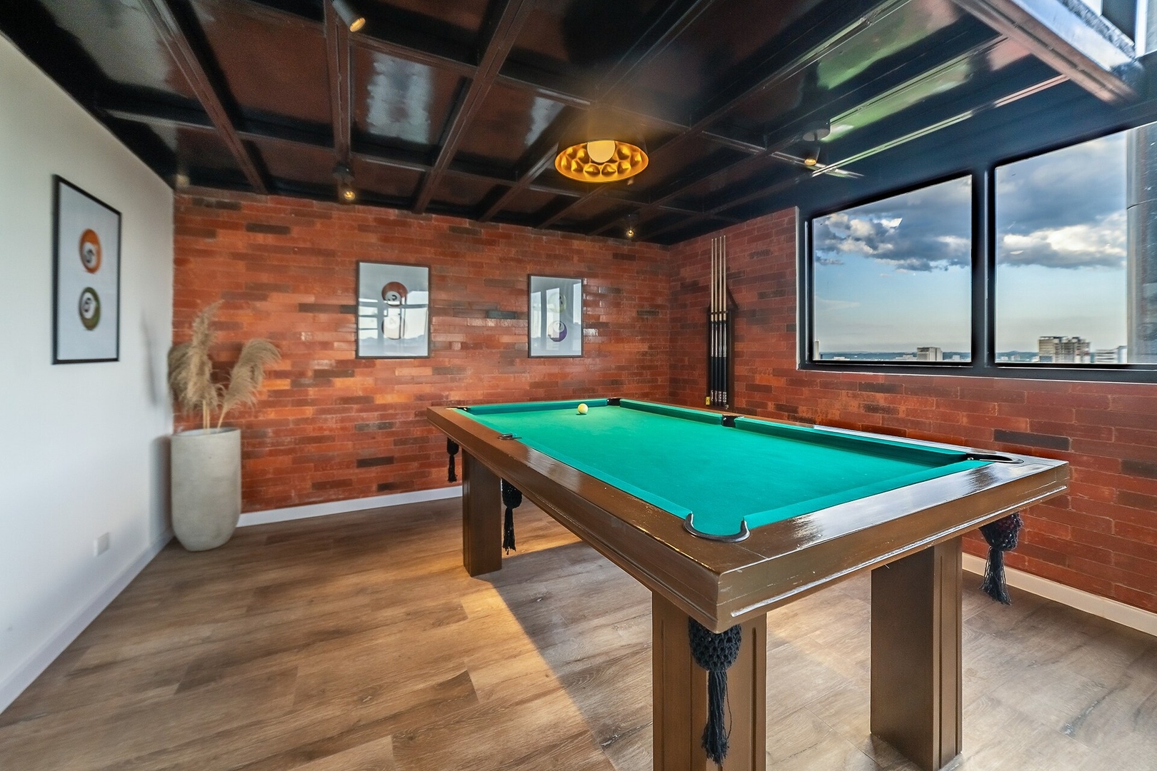 A pasos del Shopping del Sol! A estrenar! 18 Meridian Executive Rentals