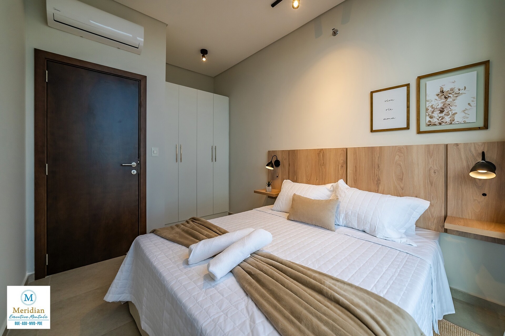 ¡A pasos del Shopping del Sol! ¡Equipamiento Full! 2 Meridian Executive Rentals