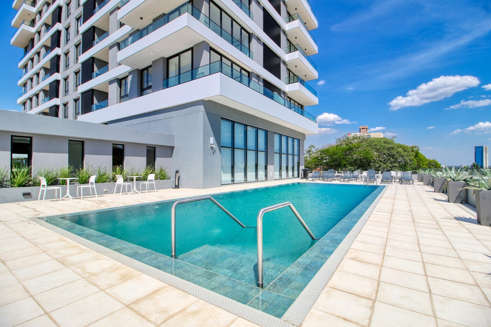  Meridian Executive Rentals