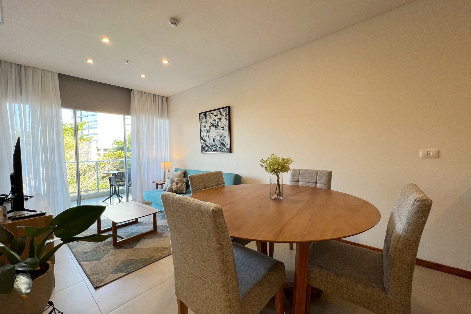 Great Studio 7 Meridian Executive Rentals