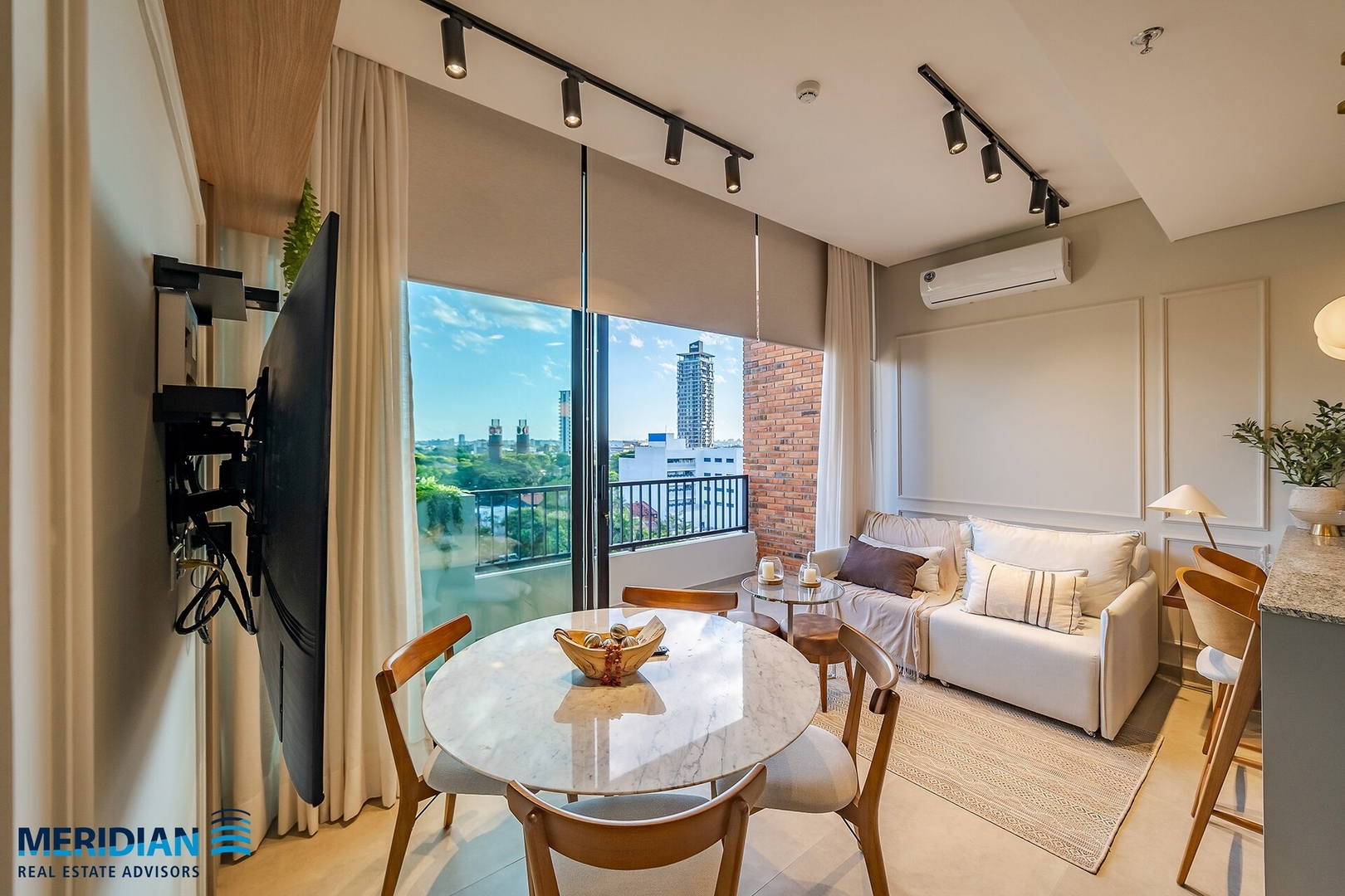 ¡A pasos del Shopping del Sol c/deco Profesional! 4 Meridian Executive Rentals