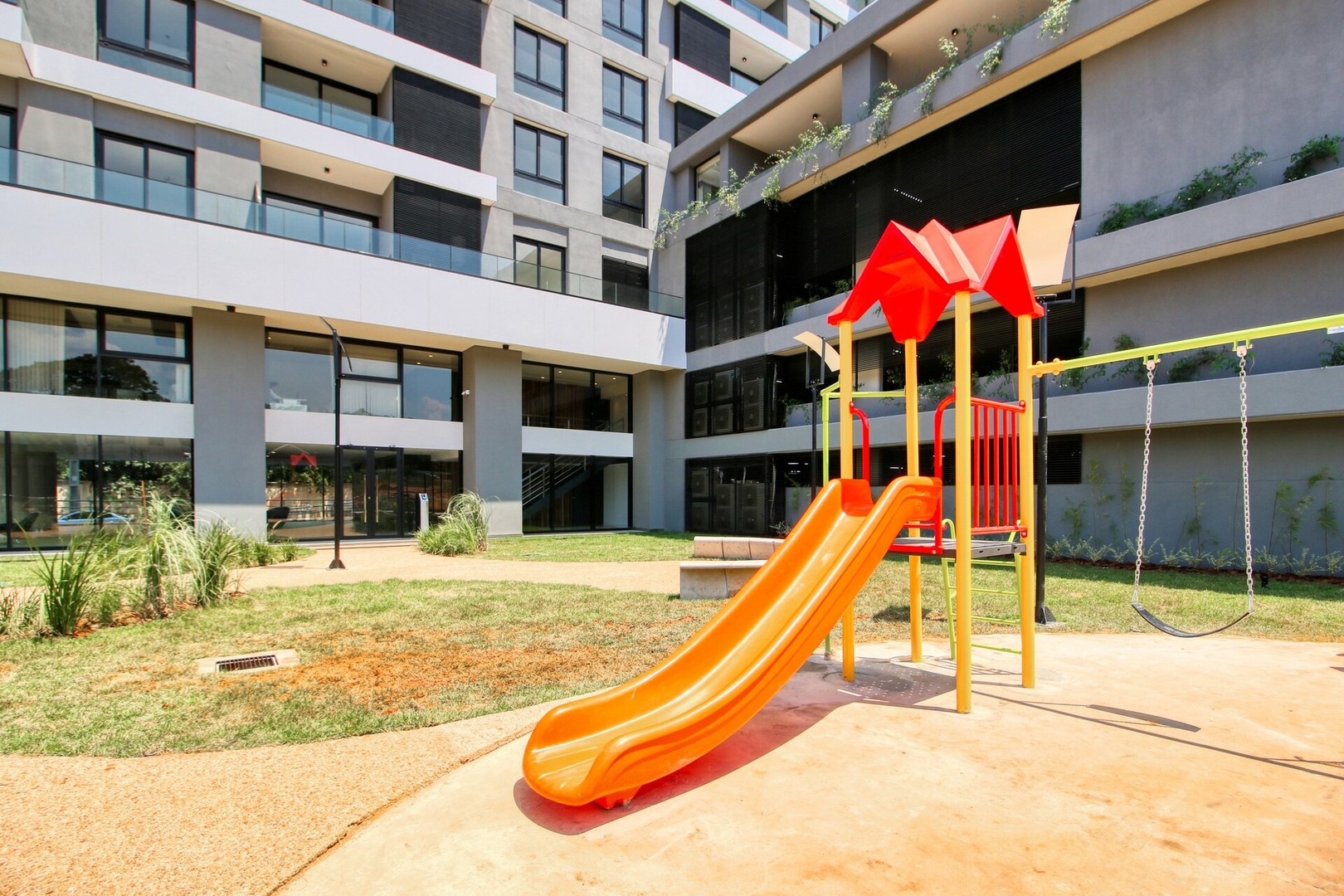  13 Meridian Executive Rentals