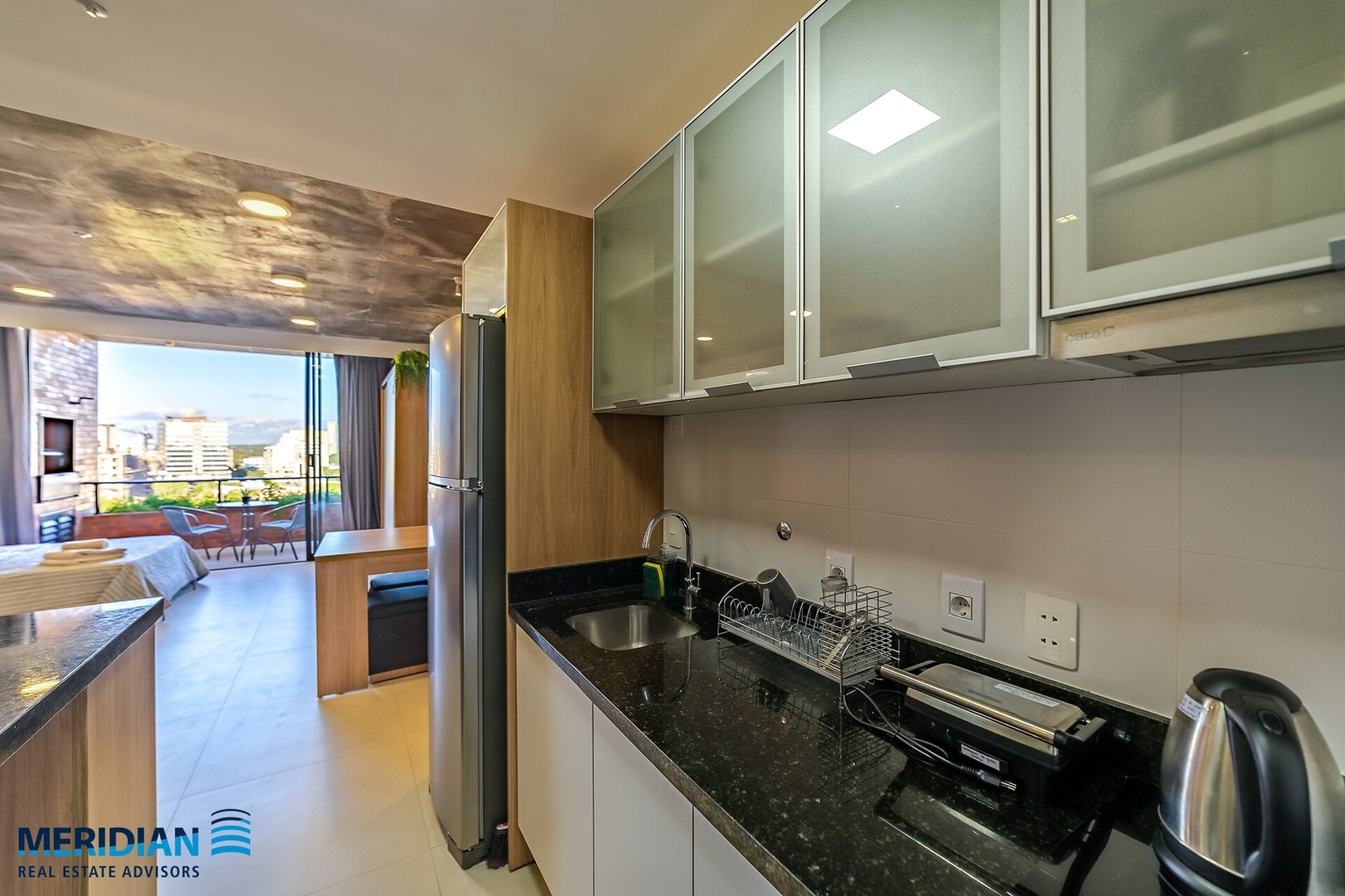 A pasos del Shopping del Sol! A estrenar! 5 Meridian Executive Rentals