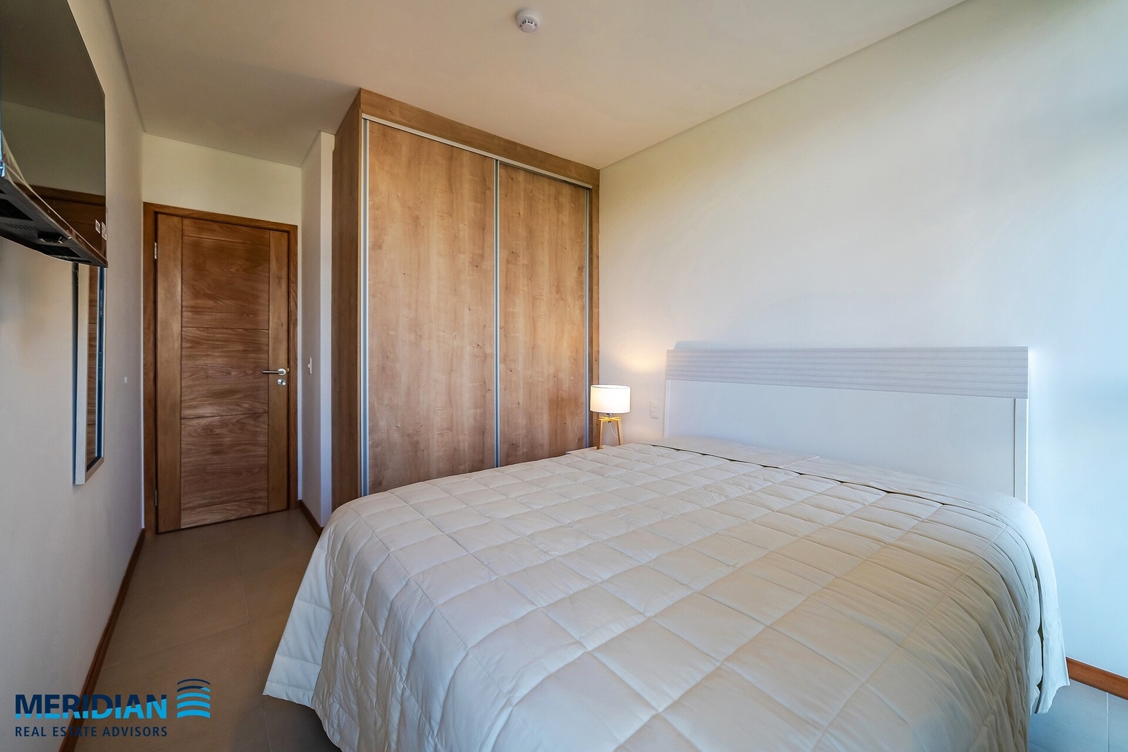  12 Meridian Executive Rentals