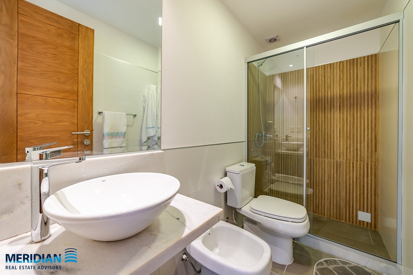 ¡A pasos de Paseo Galería! 13 Meridian Executive Rentals