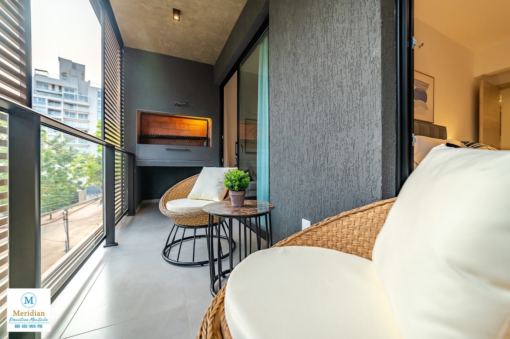  18 Meridian Executive Rentals