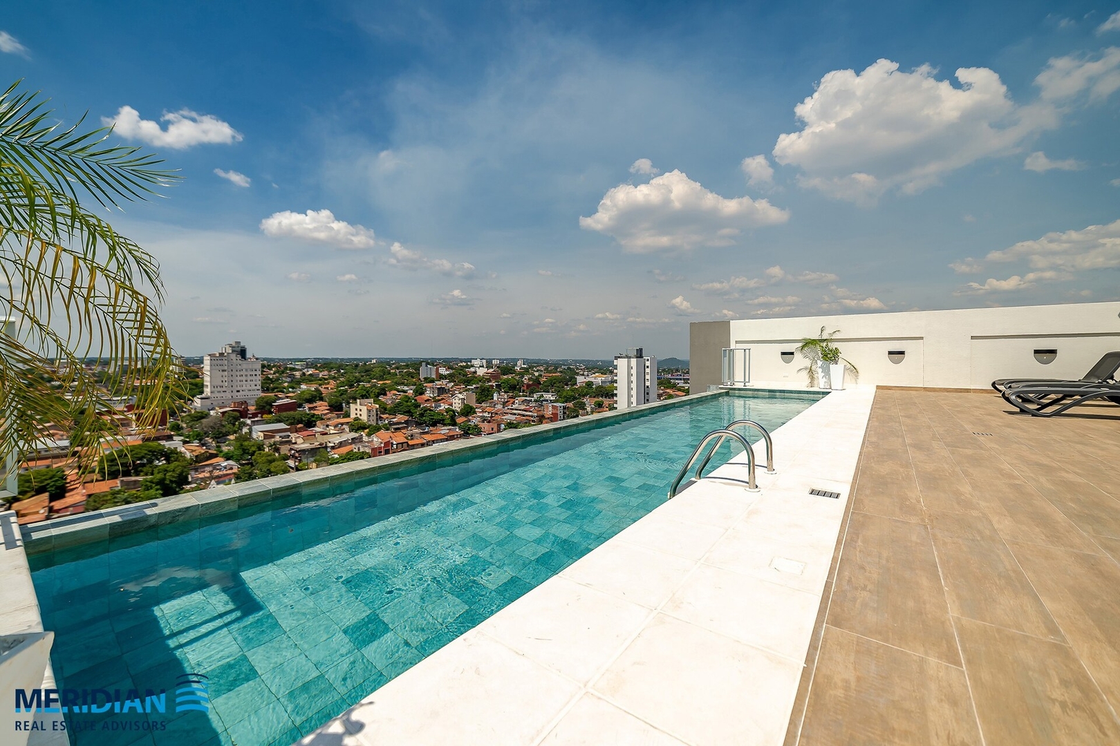 ¡A pasos del Centro con increíbles vistas! 5* 8 Meridian Executive Rentals