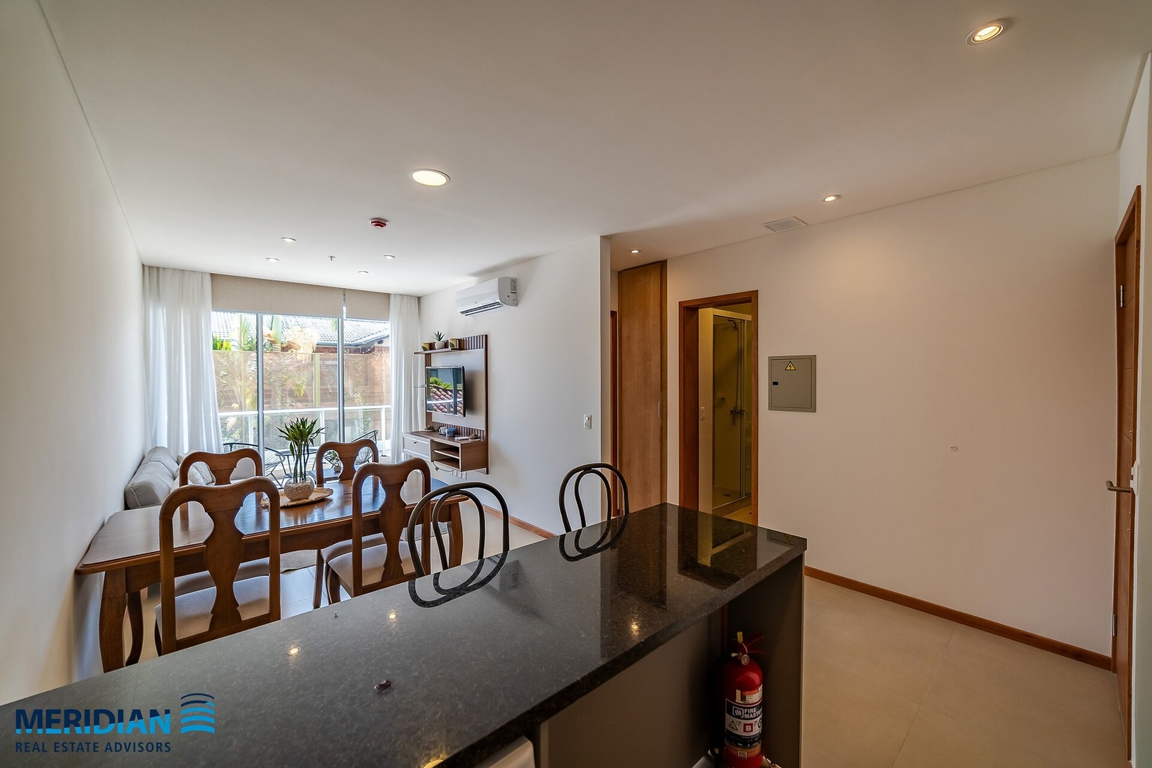 ¡A 50 metros del Shopping del Sol! 9 Meridian Executive Rentals