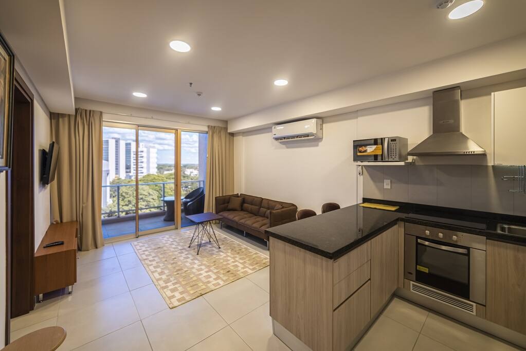 A pasos del Shopping del Sol y Paseo La Galería! 2 Meridian Executive Rentals