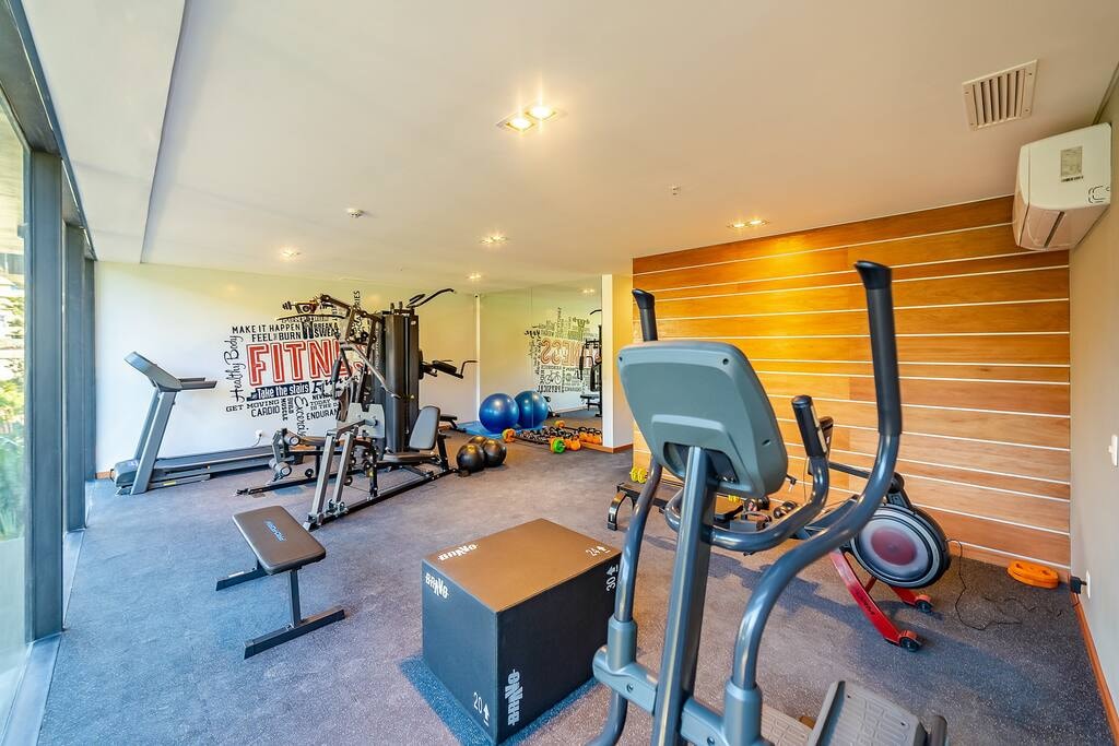  21 Meridian Executive Rentals