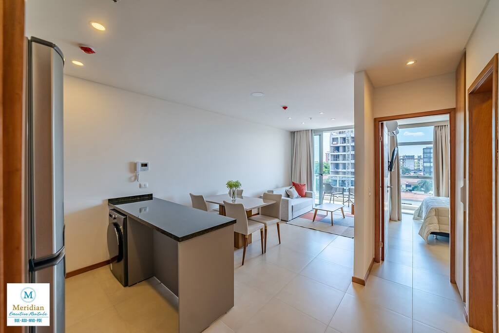 Edificio Boutique - ¡Caminá al Shopping del Sol! 4 Meridian Executive Rentals