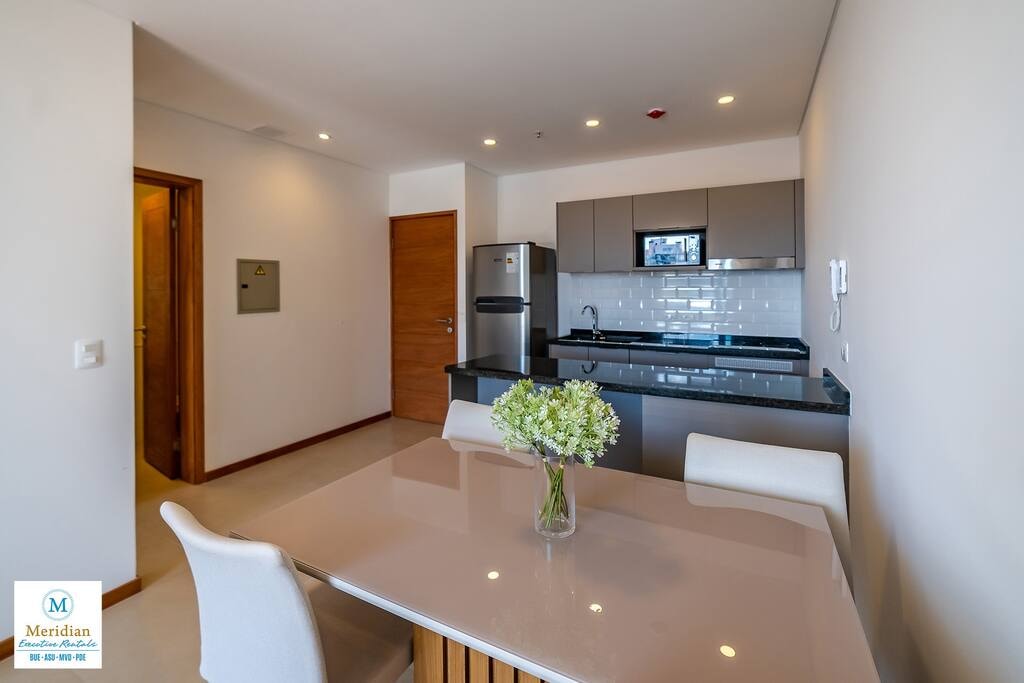 Edificio Boutique - ¡Caminá al Shopping del Sol! 6 Meridian Executive Rentals