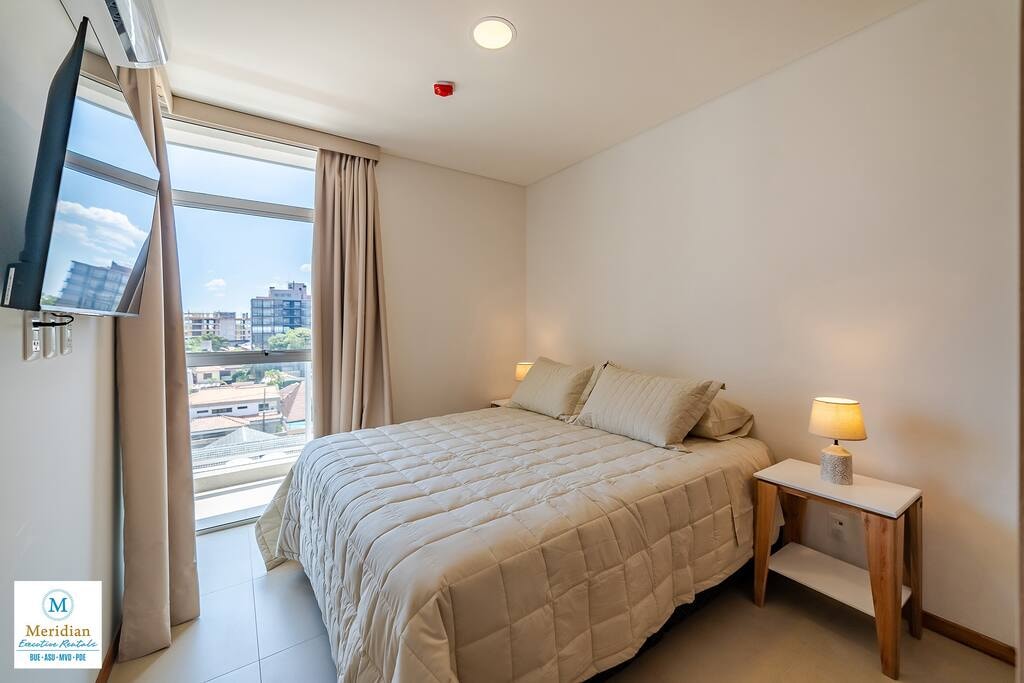 Edificio Boutique - ¡Caminá al Shopping del Sol! 8 Meridian Executive Rentals