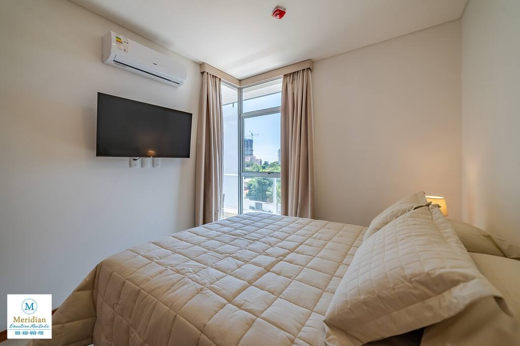 Edificio Boutique - ¡Caminá al Shopping del Sol! 9 Meridian Executive Rentals