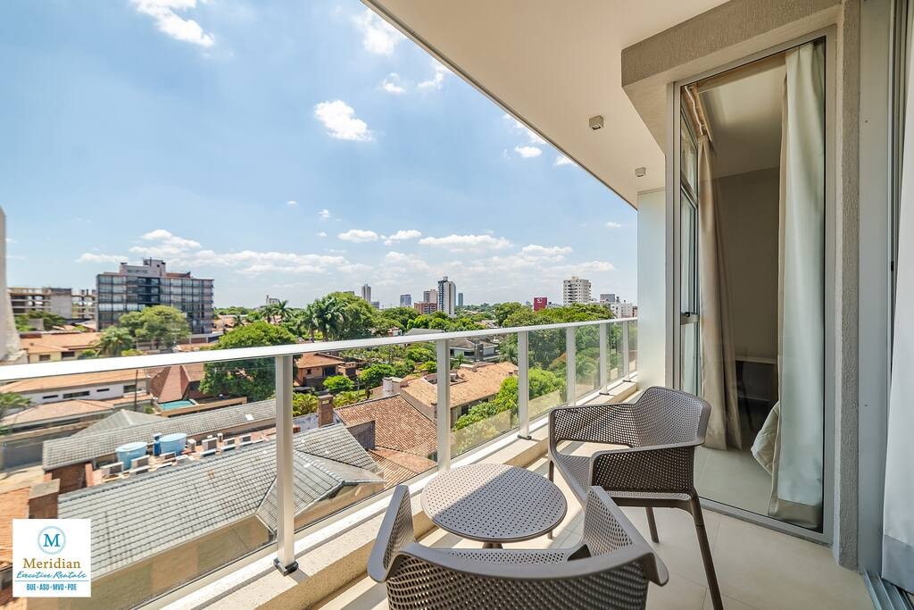 Edificio Boutique - ¡Caminá al Shopping del Sol! 11 Meridian Executive Rentals