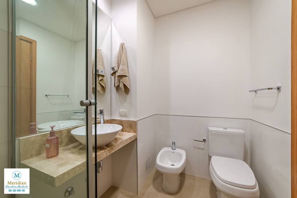 Edificio Boutique - ¡Caminá al Shopping del Sol! 13 Meridian Executive Rentals