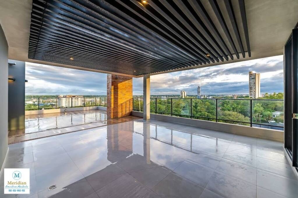 Urban Ykua Sati, elegante y moderno. 16 Meridian Executive Rentals