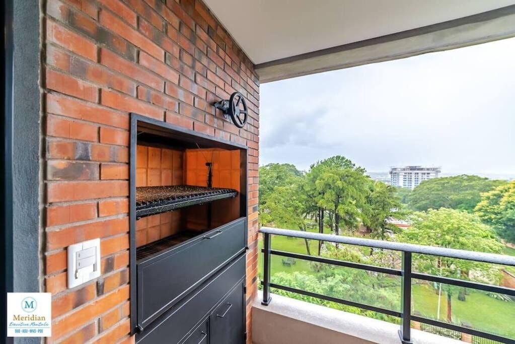 Urban Ykua Sati, elegante y moderno. 18 Meridian Executive Rentals