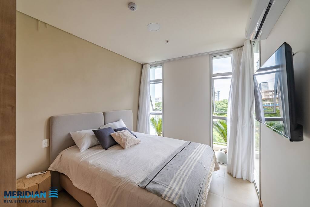  5 Meridian Executive Rentals