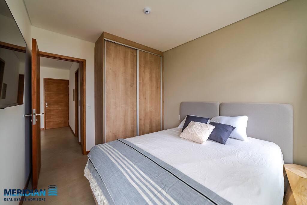  6 Meridian Executive Rentals