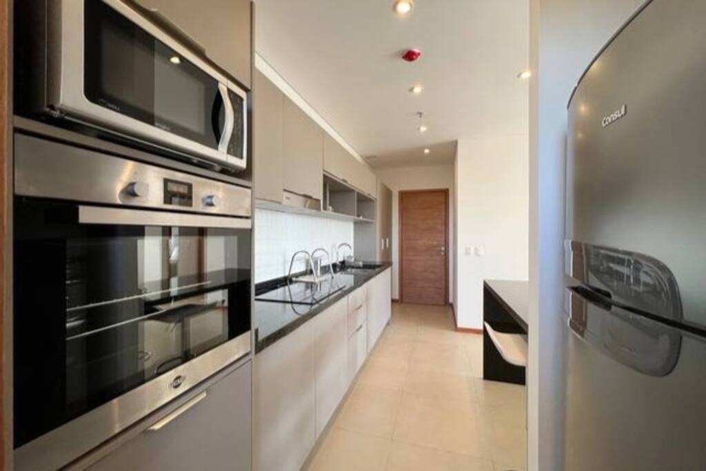 Edificio Boutique a pasos del Shopping del Sol! 10 Meridian Executive Rentals