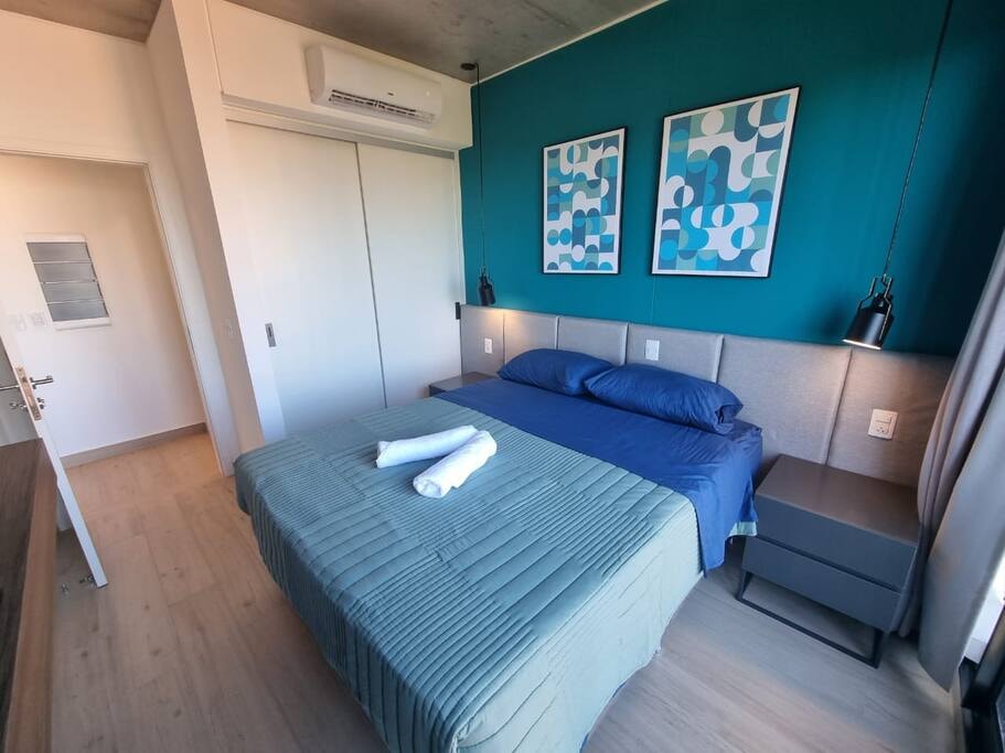 A estrenar a pasos del shopping 8 Meridian Executive Rentals