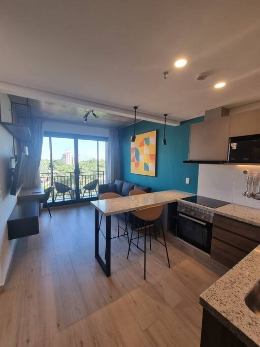 A estrenar a pasos del shopping 17 Meridian Executive Rentals