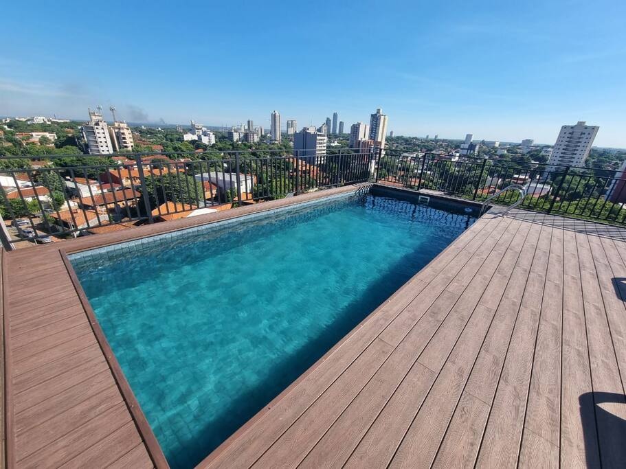 A estrenar a pasos del shopping 20 Meridian Executive Rentals